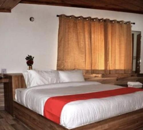 The dhanaulti divine stay and tripti restaurant