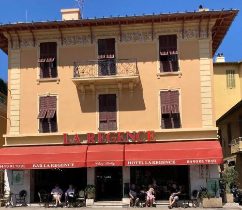 Hotel La Regence - image 9