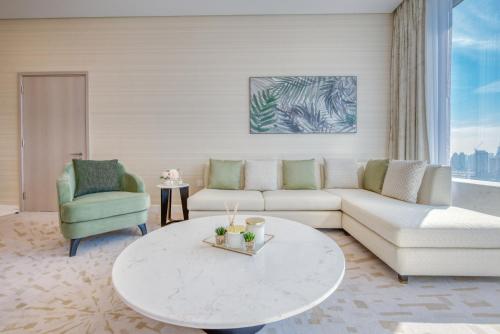 Luxurious 1BR in The Palm Tower Residences Palm Jumeirah by Deluxe Holiday Homes