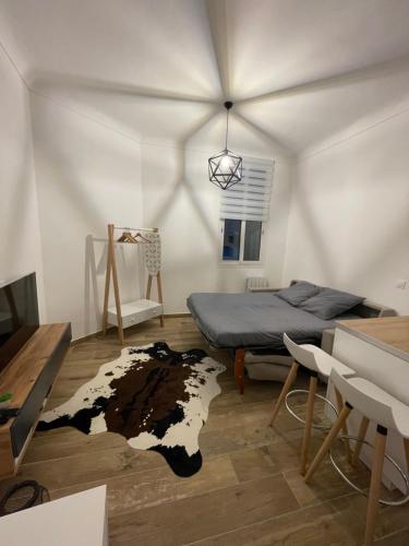 Monaco Cosy Studio Room Type - One-Bedroom Apartment