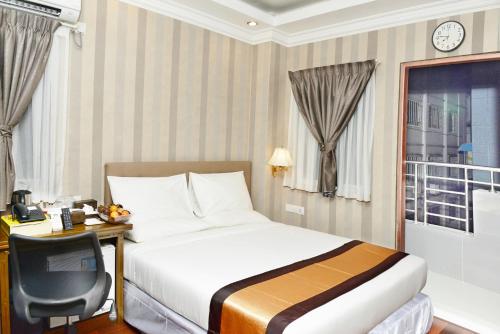 room detail thumbnail 0