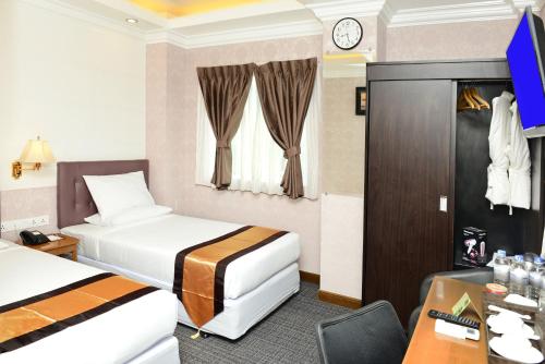 room detail thumbnail 1