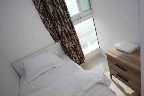 Cozy Rooms and Small Partitions for Men guests in Dubai