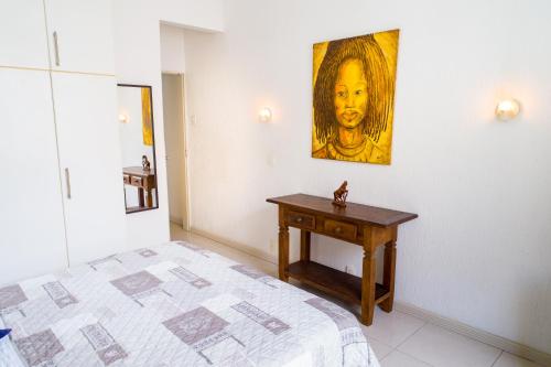 Lindo apartamento de 2 quartos ao lado da Praia de Copacabana!