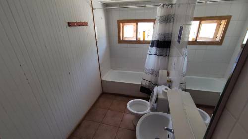 Standard Twin Room with Shared Bathroom