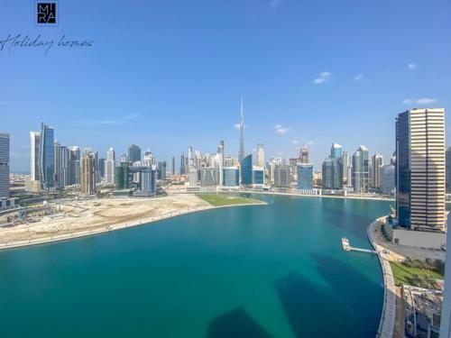 Mira Holiday Homes - Studio with Burj Khalifa View - Business Bay