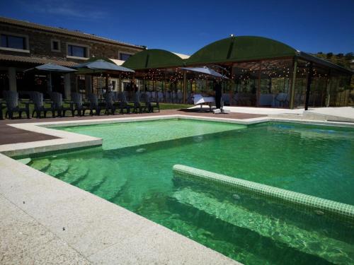 Úszómedence, Casas Rurales en Peguerinos (P.N. del Guadarrama) in Estacion De El Espinar