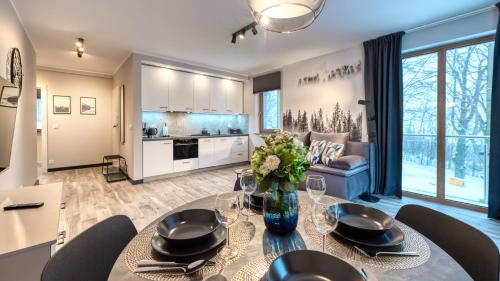 Apartamenty ROYAL APARTS Widok 800 - z panoramą gór, Szklarska Poręba (foto 2)