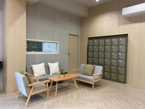 Next Bird Suite SHA - image 14