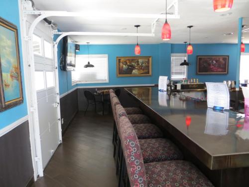 Restaurant, Oasis Boutique Motel in Boulder City