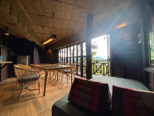 Ban công/sân hiên, The Rock Lodge  in Na Hin