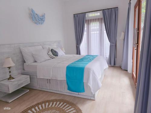 Coco Heaven Senggigi / 2-bedroom Villa with Private Pool