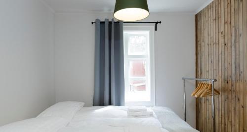 Two-Bedroom Apartment (Vatnsstígur 10b) image 4