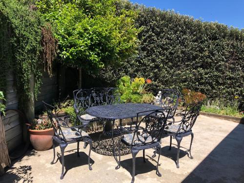 Facilities, Citrus Grove in Stoke