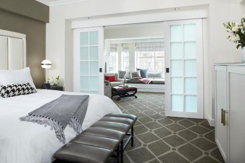 Boston Hotel Commonwealth - image 5