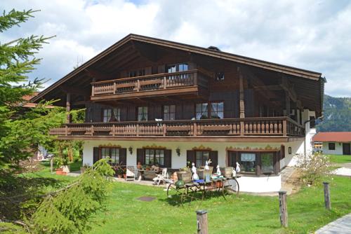 Ferienwohnung Adlerhorst im Haus Lohrey - Apartment - Reit im Winkl