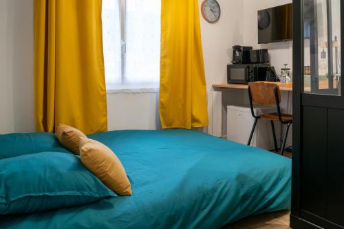 Belle petite chambre privée de 9m2, avec SDC et WC, Wifi et Netflix