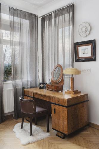 Apartment in the Interwar Villa by Kaunas2022