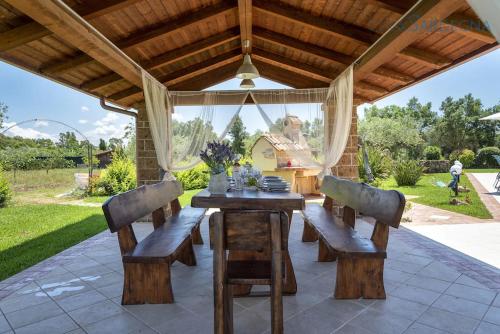 Alghero Villa Marlena with pool for exclusive use for 10 people