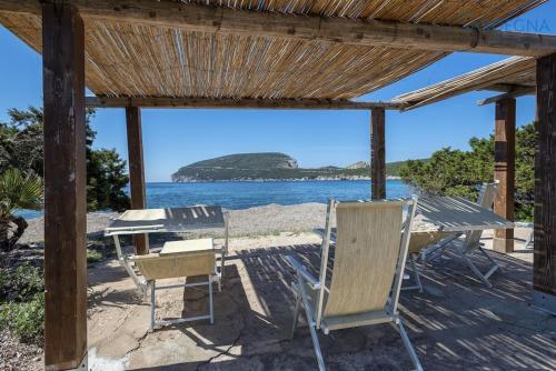 Villa Capo Caccia con vista mare con piscina e spiaggia privata gîte à louer Miniera dell'Argentiera