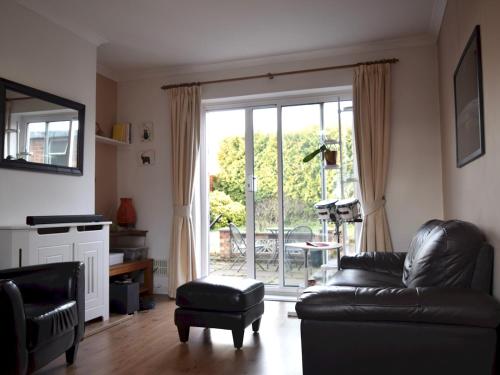 Pass The Keys Cheerful One Bedroom Home with Free Parking gîte à louer Brookfields Hospital