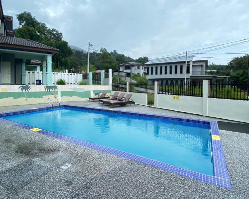Swimming pool, No7 FRUIT GARDEN VILLA小清新度假别墅 in Gunung Raya