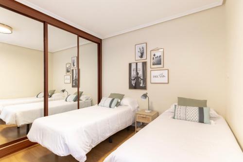 AkomodaT en apartamento en el centro de Bilbao con parking, Бильбао (фото 4)