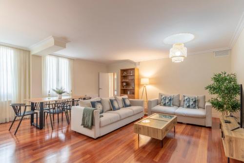 AkomodaT en apartamento en el centro de Bilbao con parking, Бильбао (фото 7)
