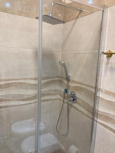 B&B LA REGGIA DI RIHANNA spa – Caserta, CO