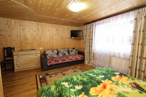 Family Room with Mountain View