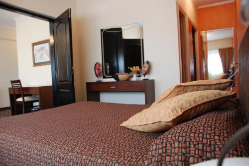 1 double bed
