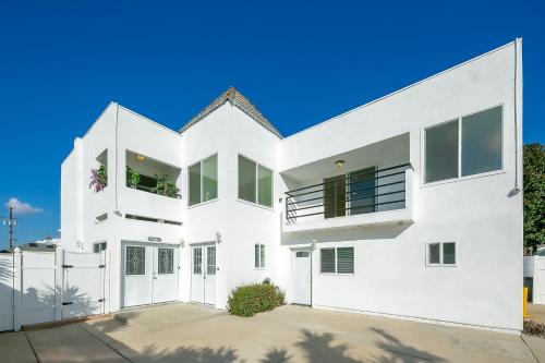 Blue Skies in Newport Beach Városközpont