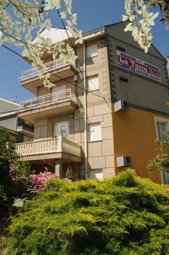  Hostal La Torre II in Puente de Domingo Flórez