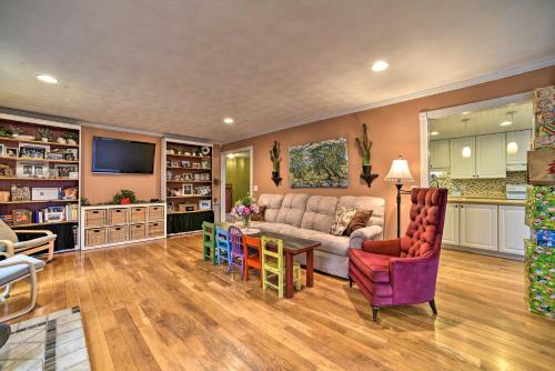 Home on 10 Acres Perfect for MSU Football Weekend in Okemos