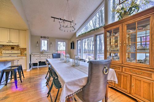 Home on 10 Acres Perfect for MSU Football Weekend in Okemos