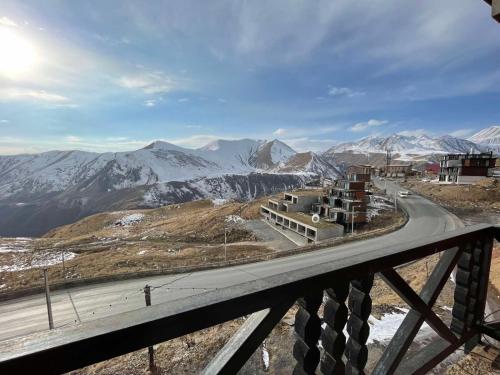 Mountain dreams house