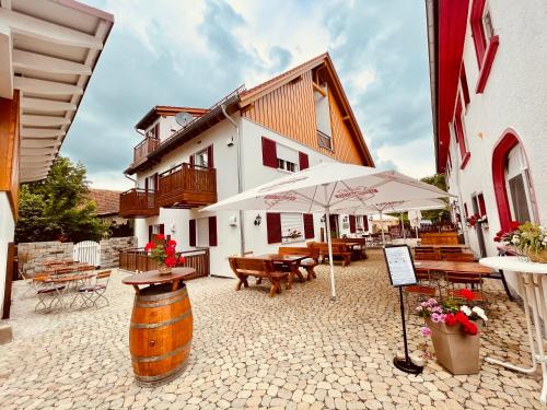 Landgasthof Linde Hepbach, Hotel & Restaurant - Accommodation - Markdorf