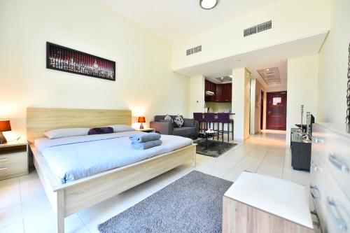 Luxury Escapes - Spacious Fully Furnished Studio Apt - Next to Metro, 5 Mins from Mall - MED46 near Ibn Battuta Metro Station