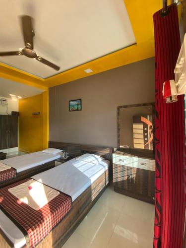 APURBA GUEST HOUSE