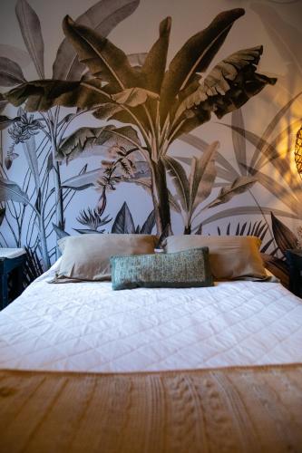 3 twin beds