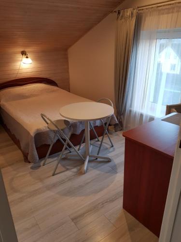 Double Room image 5