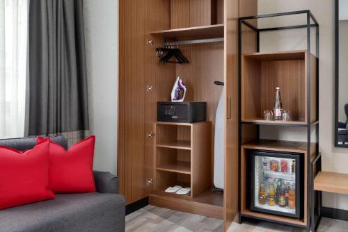 Ramada by Wyndham Budapest City Center - image 11