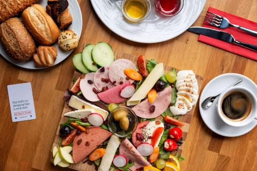 Ramada by Wyndham Budapest City Center - image 14