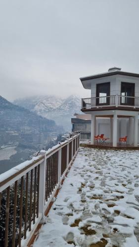 Kilátás, The Swat House in Saidu Sharif
