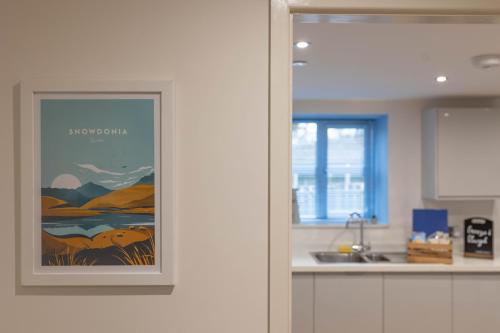 Ieeja, Caer Fedwen Barns Clwyd Cottage Two Bed, Barn Conversion with Private Hot Tub in Llandyrnog