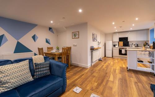 Caer Fedwen Barns Clwyd Cottage Two Bed, Barn Conversion with Private Hot Tub in Llandyrnog