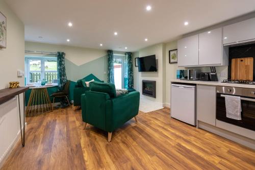 Iekārtas, Caer Fedwen Barns Dyffryn Cottage King bed self catering with Hot Tub in Llandyrnog