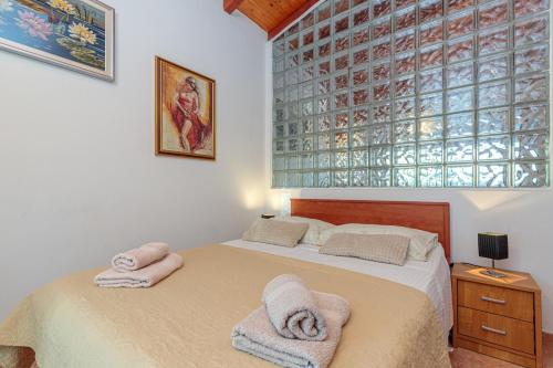Apartment image 10