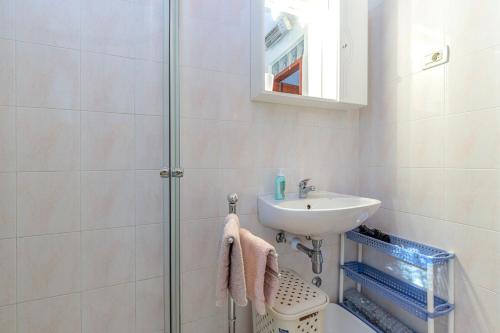 Apartment image 7