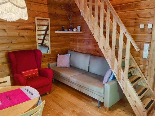 Kuerkommeli, Akaslompolo in Akaslompolo